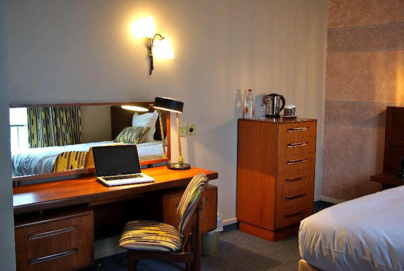 Hotel Le Marly 勒阿弗尔 外观 照片